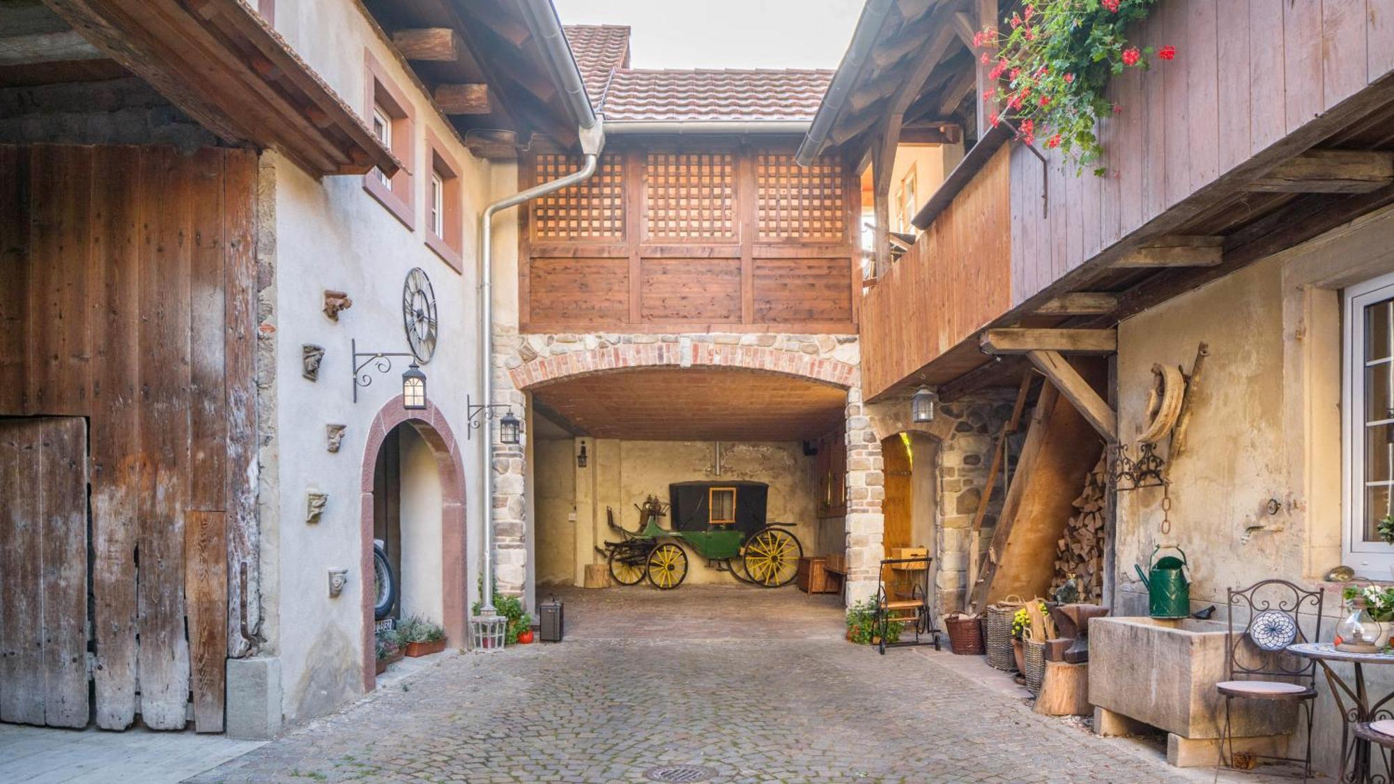 Ferienwohnungen Altes Rathaus Vogtsburg im Kaiserstuhl Extérieur photo